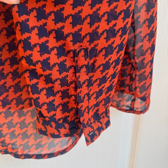 sheer patterned button up top - Picture 5 of 5